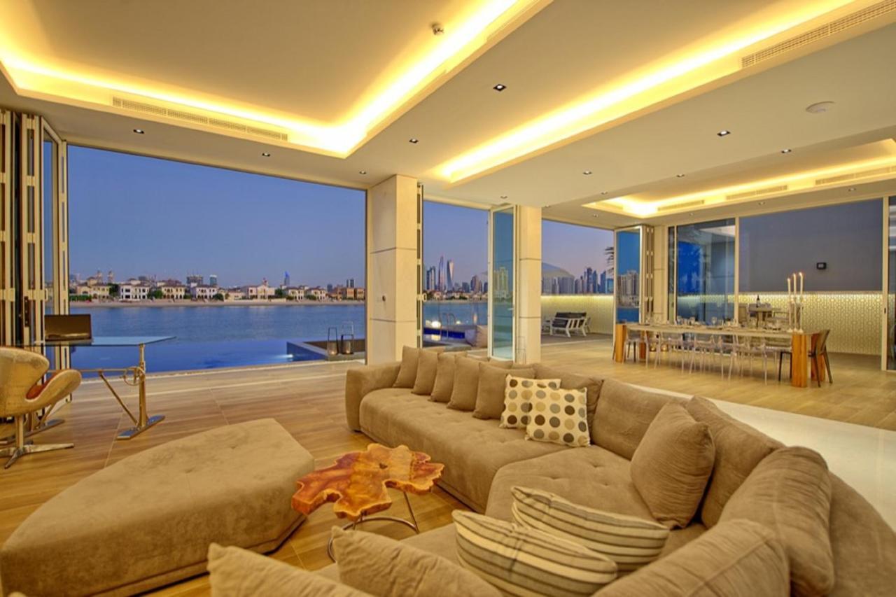 Luxurious Palmera Del Mar Villa
